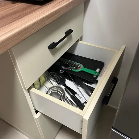 N & D Luxury Studio Apartment *