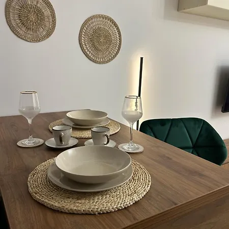 N & D Luxury Studio *