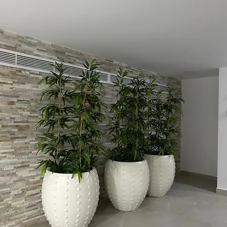 N & D Luxury Studio Bucharest