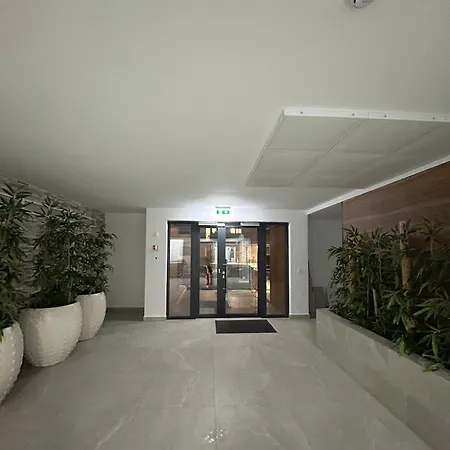 N & D Luxury Studio *