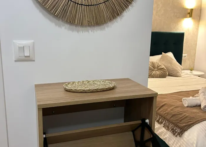 N & D Luxury Studio Apartment